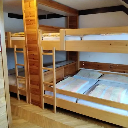 And Restaurant Tia *