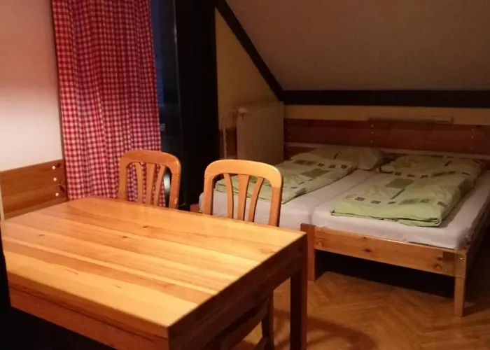 And Restaurant Tia Bed & Breakfast